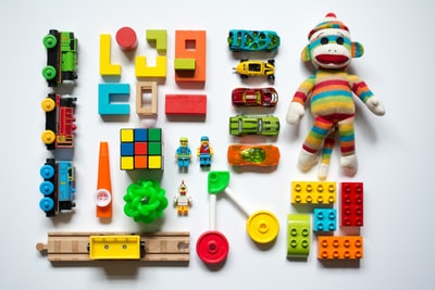 おもちゃ断捨離の基準 コツ タイミング 男女4歳差のうちの場合 おもちゃの整理収納 毎日全開